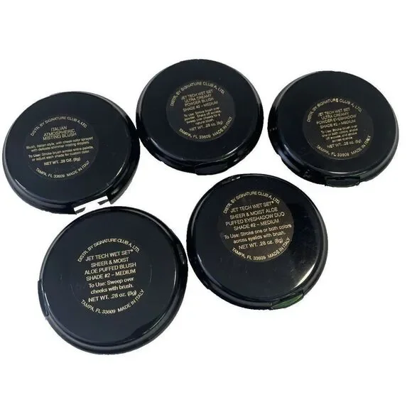 Signature Club A Lot of 5 Blush Aloe Puffed Eyeshawdow Duo Shade # 2 Medium